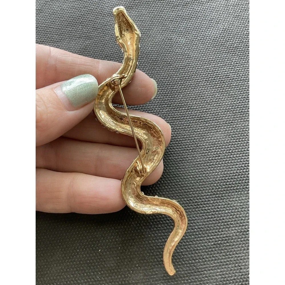 Vintage Gold Tone Snake Brooch Pin Blue White Enamel Rhinestones - Picture 5 of 8